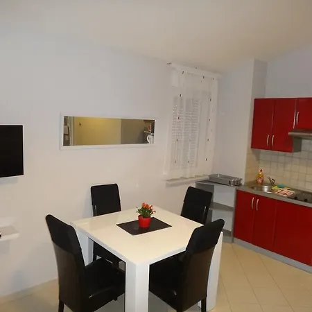 Ana-maria Apartment Fazana