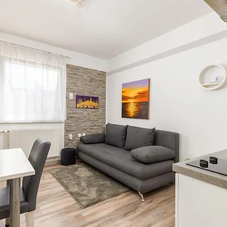 Ana-maria Apartment *
